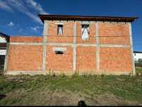 Teren si casa de vanzare