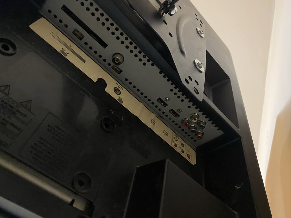 Телевизор Philips 32”