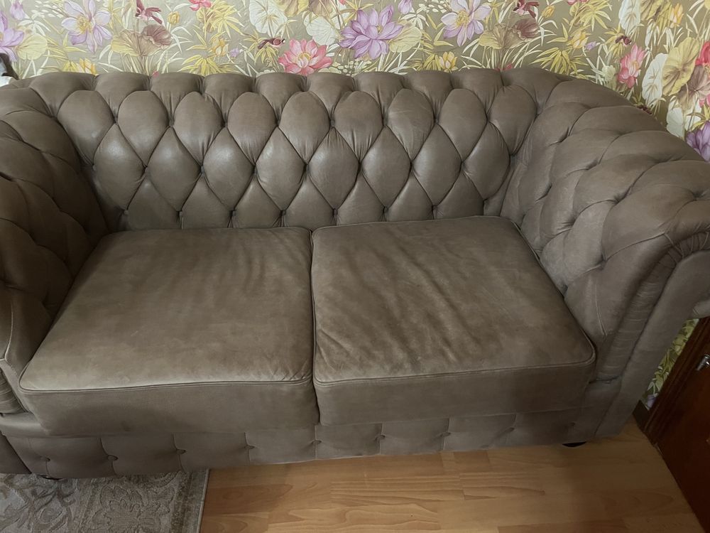 Продам  диван из натуральной кожи