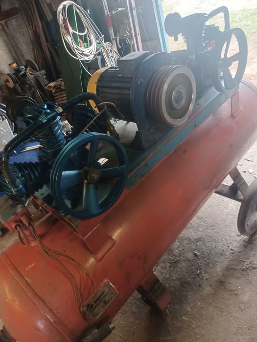 Compresor, butelia 300 litri, 380v