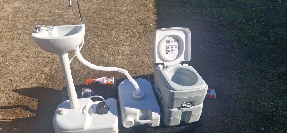 Set Wc și chiuveta pentru cemping