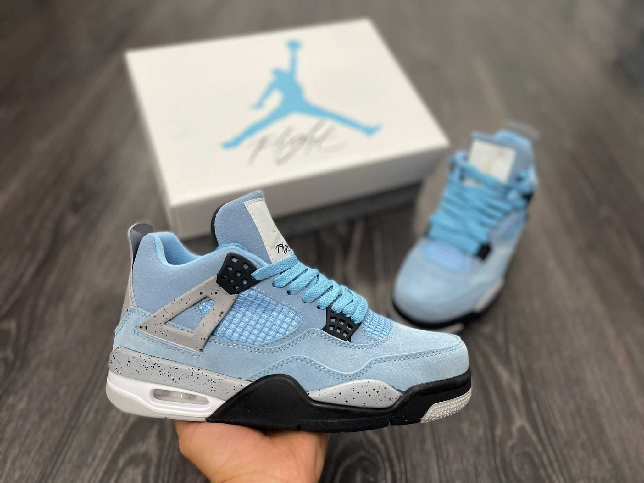 Jordan 4 university BLUE