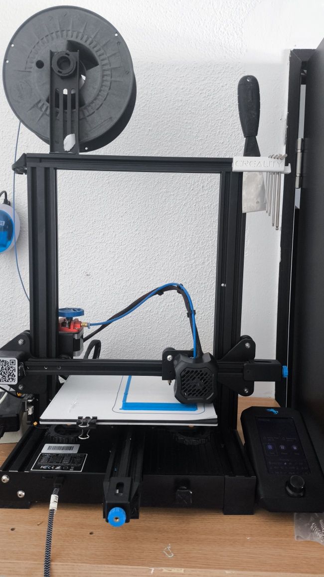 Ender 3 V2 imbunatatit 1 rola pla bonus