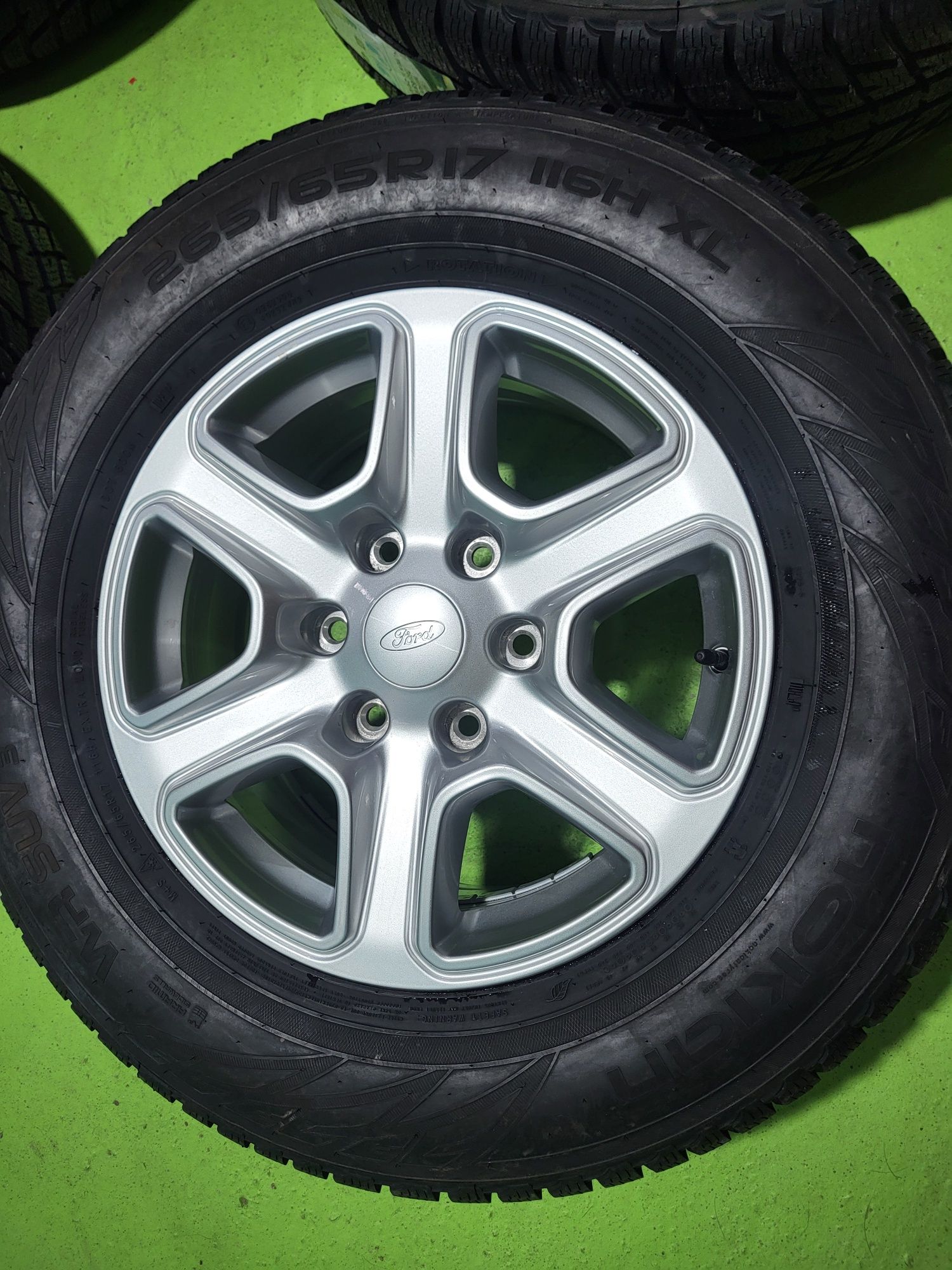 17 6x139.7 Ford Ranger лети джанти 6х139.7 265/65/17 Nokian