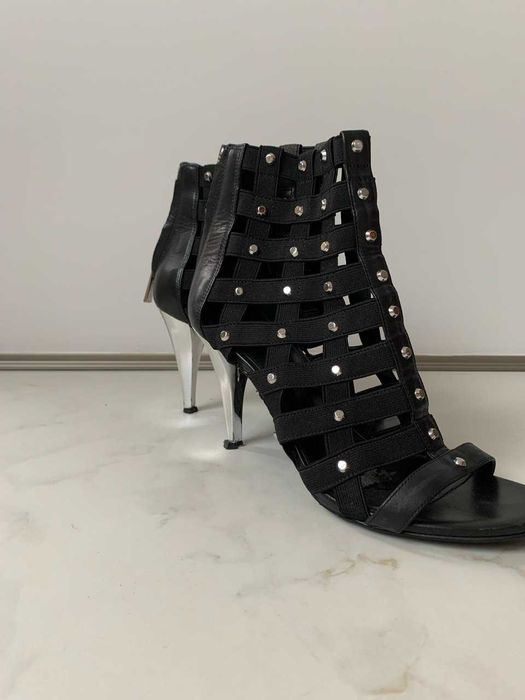 Обувки на висок ток Michael Kors