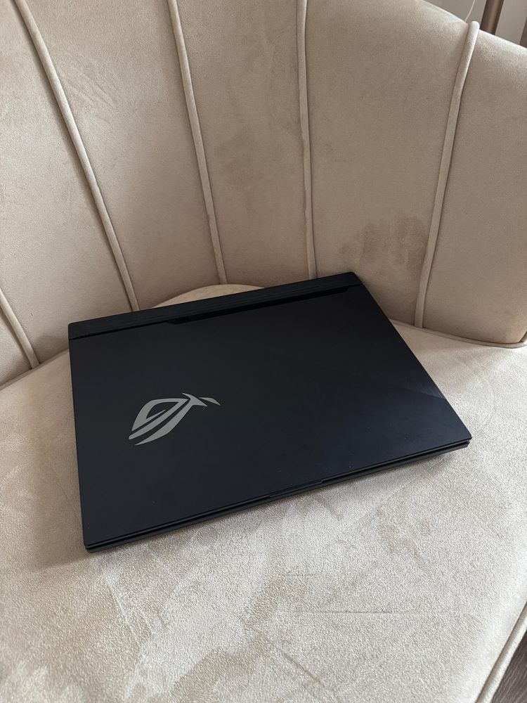 Asus rog strix g15