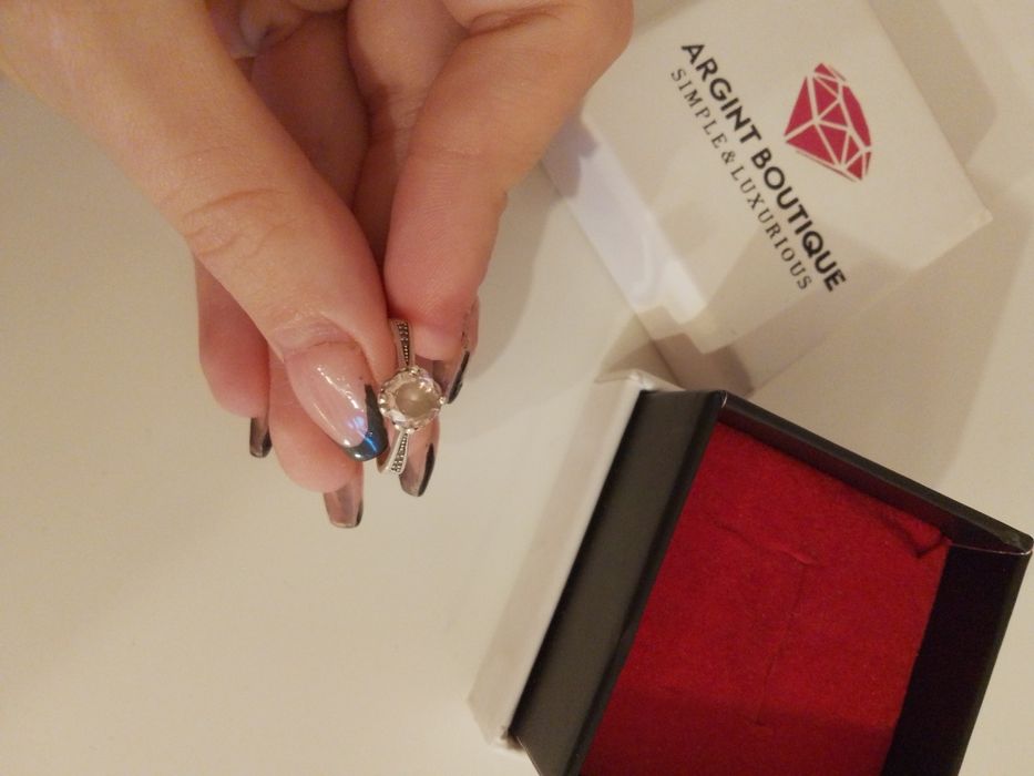 Vând inel de logodna