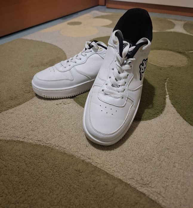 Дамски бели кецове Kappa