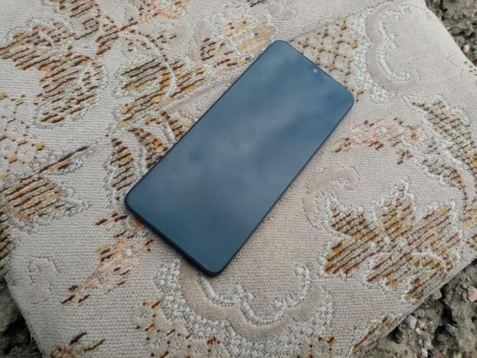 Vând telefon redmi