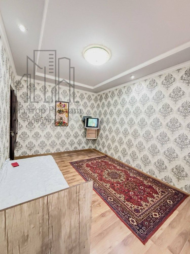 2/2/4 Экобазар, Ялангач кирпичный дом, балкон 1.5х3, цена 52500 уе