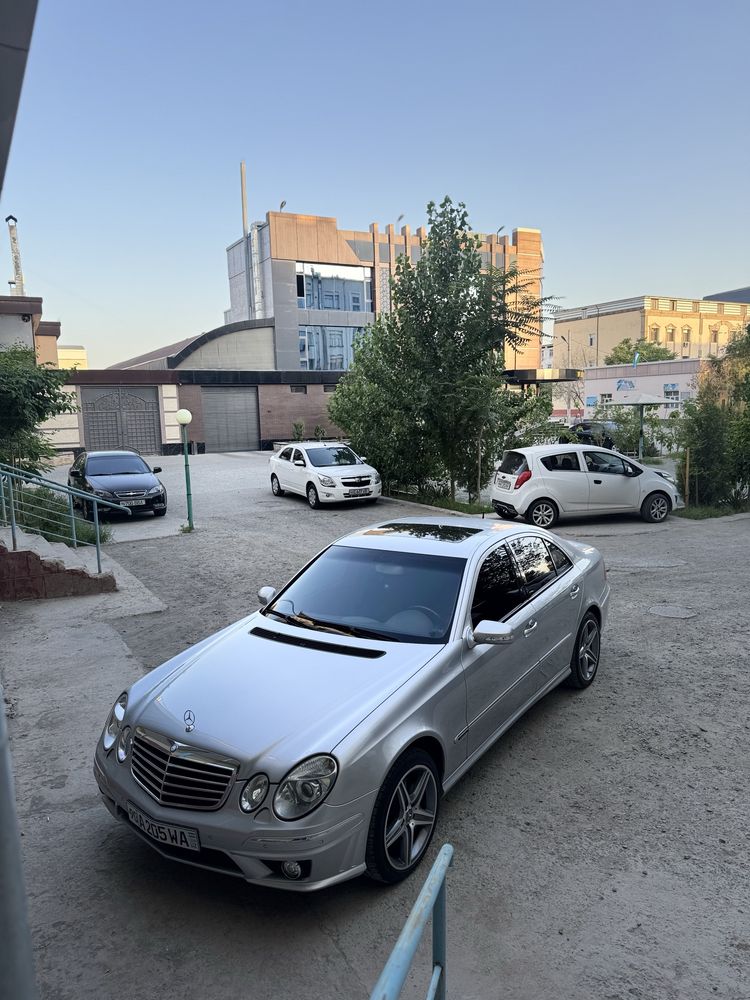 Mersedes W211 E320