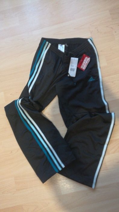 Pantaloni Adidas damă - măsura M