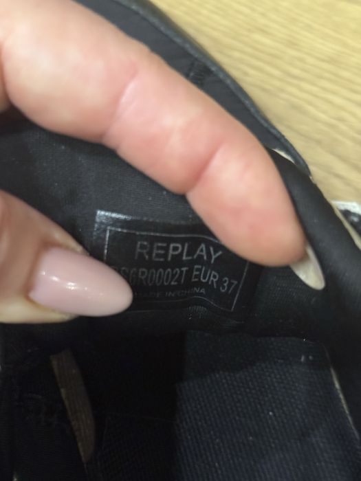 Маратонки -Replay