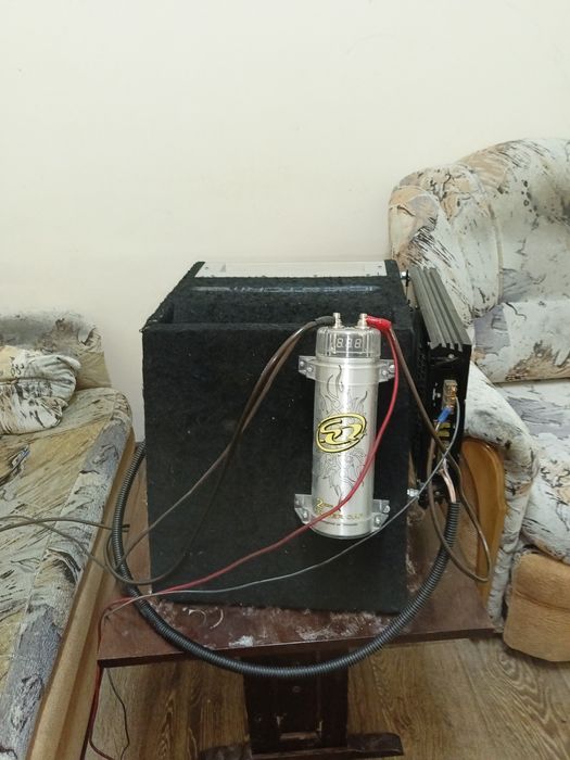 Продам сабвуфер в отличном состоянии