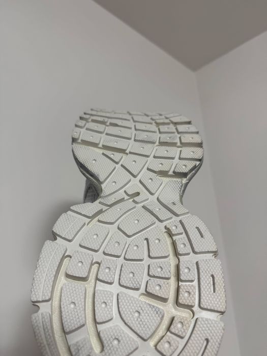 Balenciaga Trainer Silver 3XL