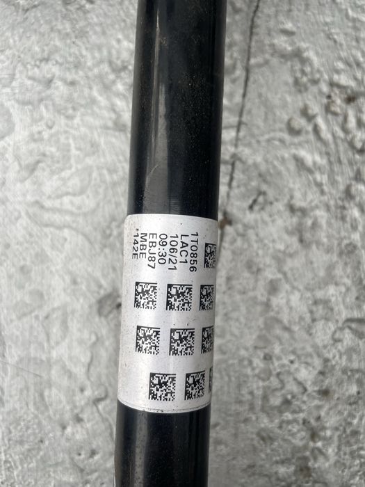 Задни полуоски БМВ Х1, Ф48 (poluoski bmw x1, f48)