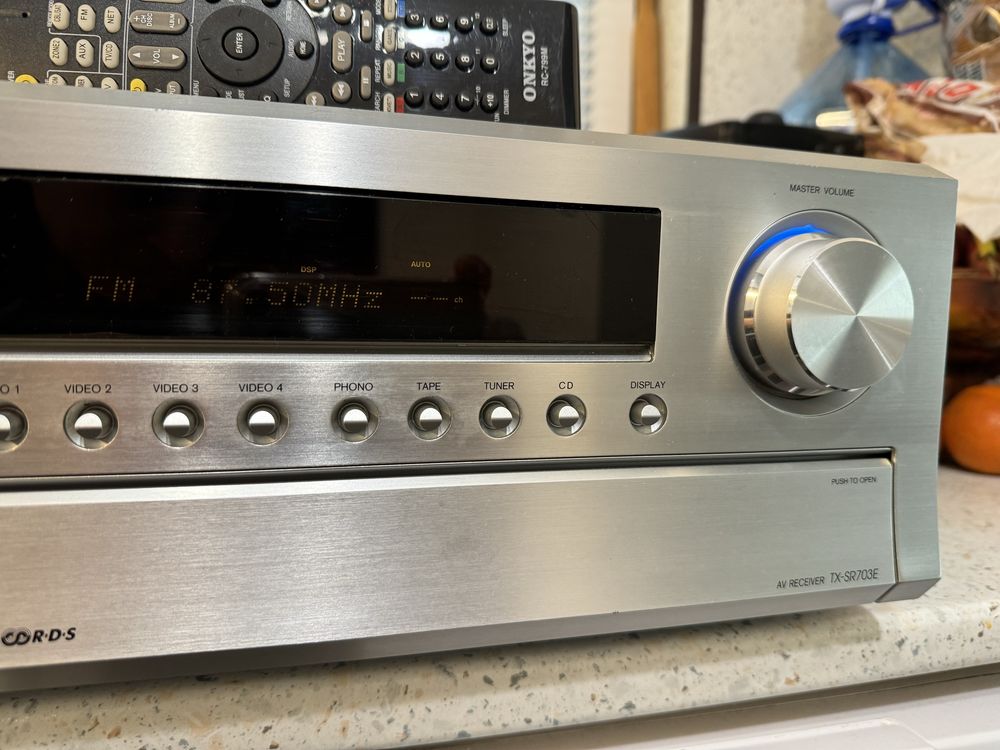 Onkyo TX-SR703 resiver