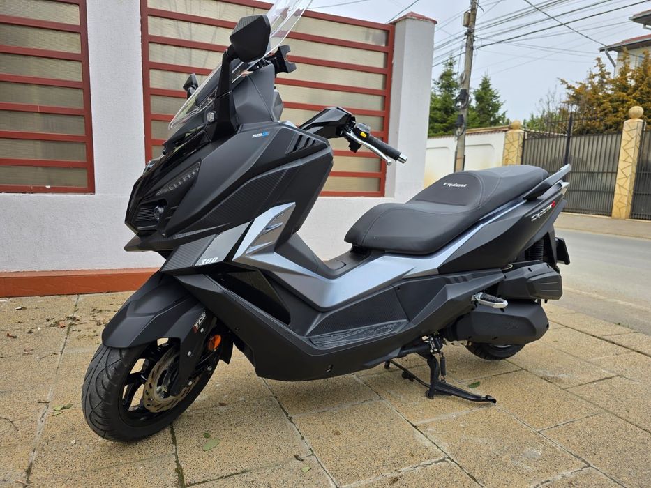 Scuter Sym Cruisym 300a de vânzare