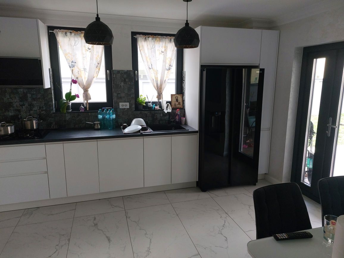 Casa P+1 Strada Basarabilor