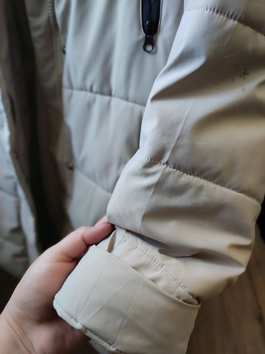 Зимняя куртка 42 р-р