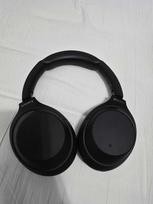 Sony WH-1000XM4 Nou/New - Negotiable