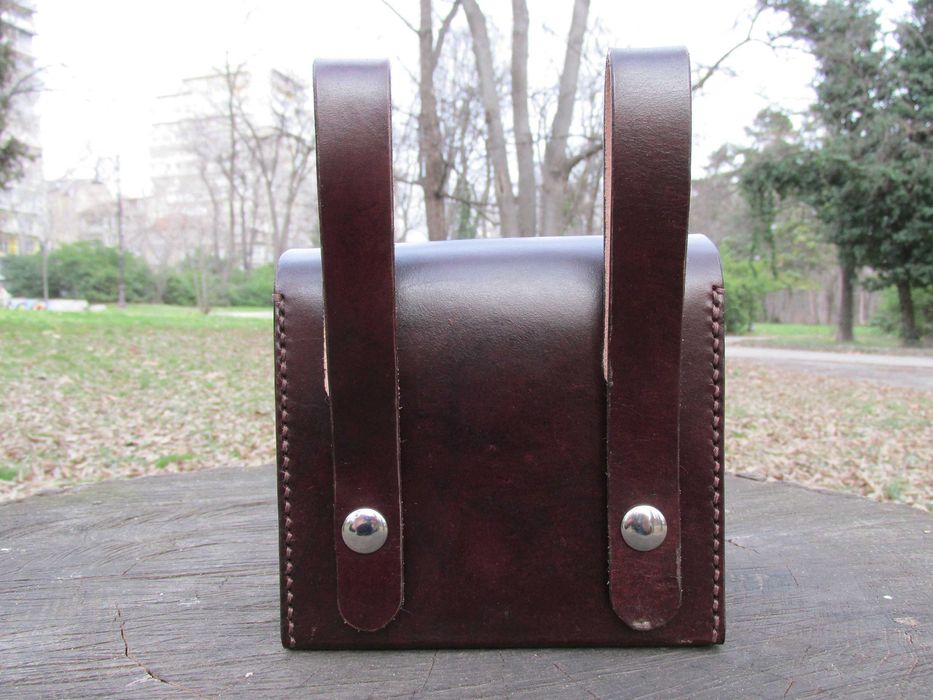 Кожена чанта за колан