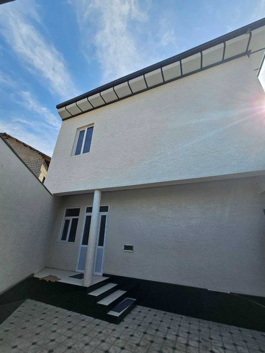 Сергели. Хонобод махалляси. 1 сотихда 4 хонали зор уй сотаман