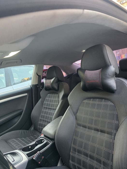 Ауди а5.          .