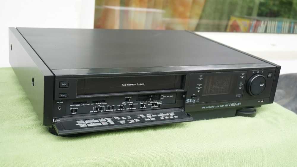 Video recorder S-VHS Blaupunkt RTV-920 (Panasonic NV-FS100)