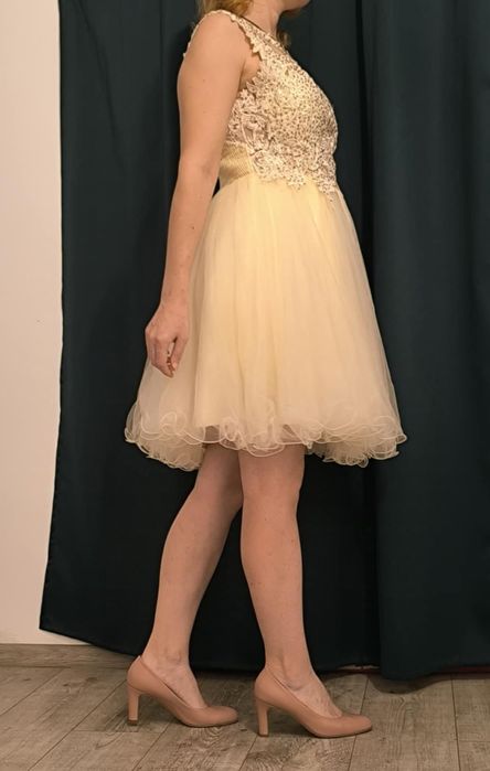 Rochie de seara crem