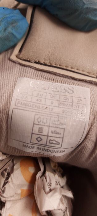 Guess Loss Angeles