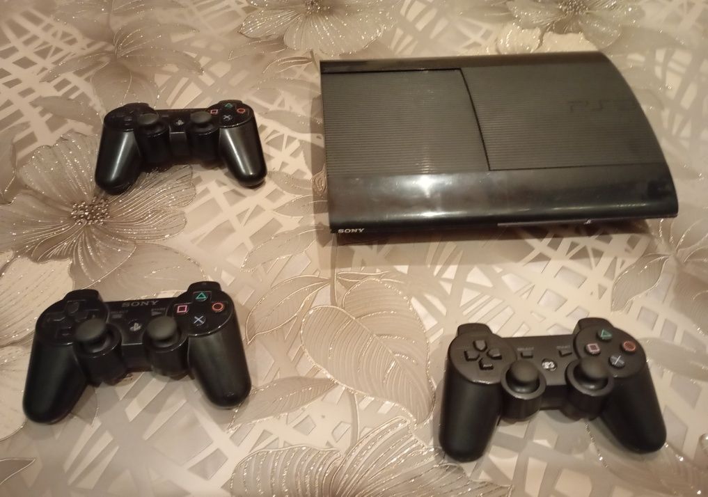 Прошитая PS 3 с играми