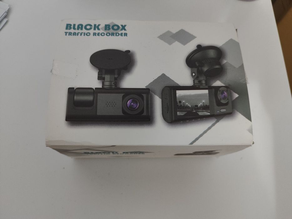 Vind camera auto + cameră spate