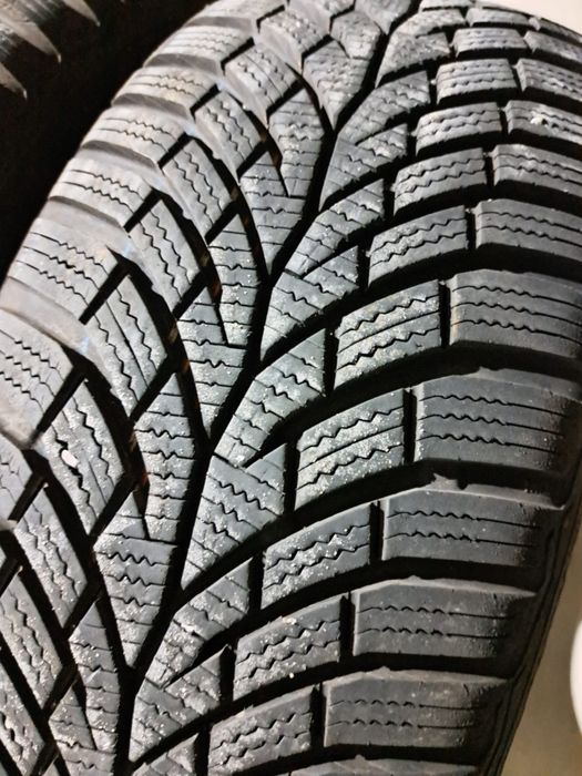 1 anvelopă iarnă 205 55 r16 Continental