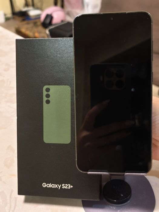 Samaung Galaxy s23 plus