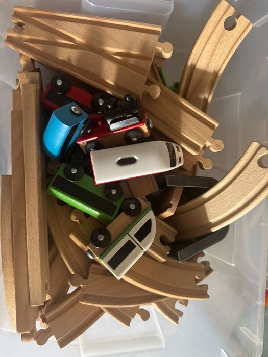 Micii ponei și trenuleț ikea