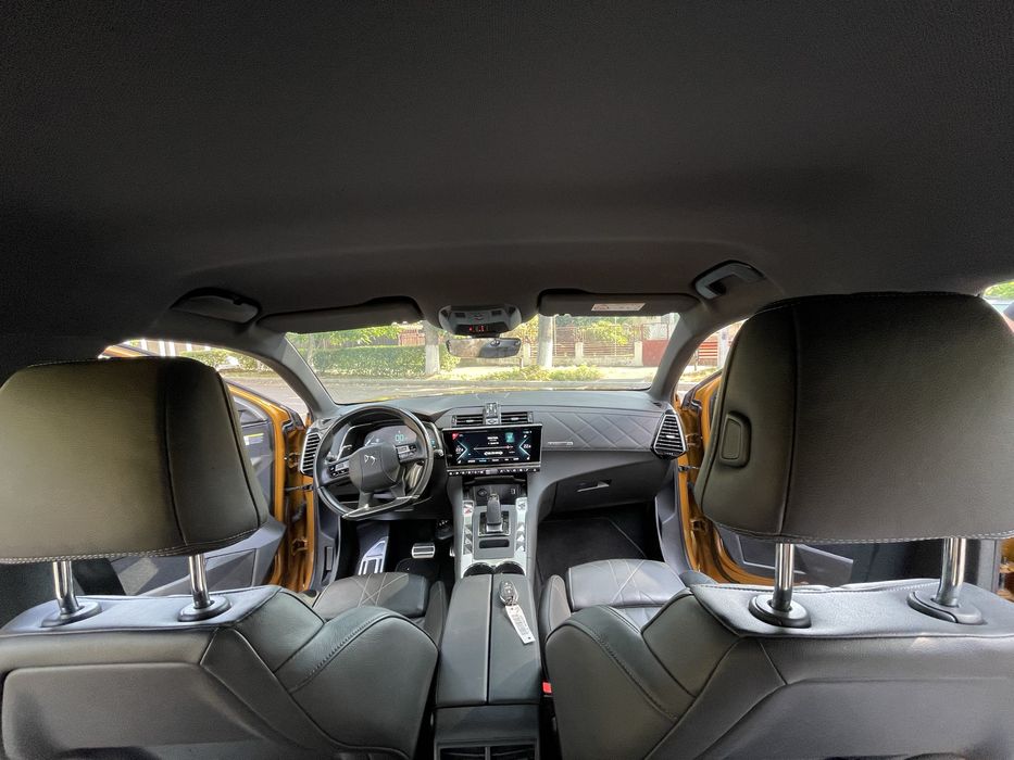 DS Automobiles DS 7 Crossback RIVOLI 4x4 Plug-in Hybrid 300HP