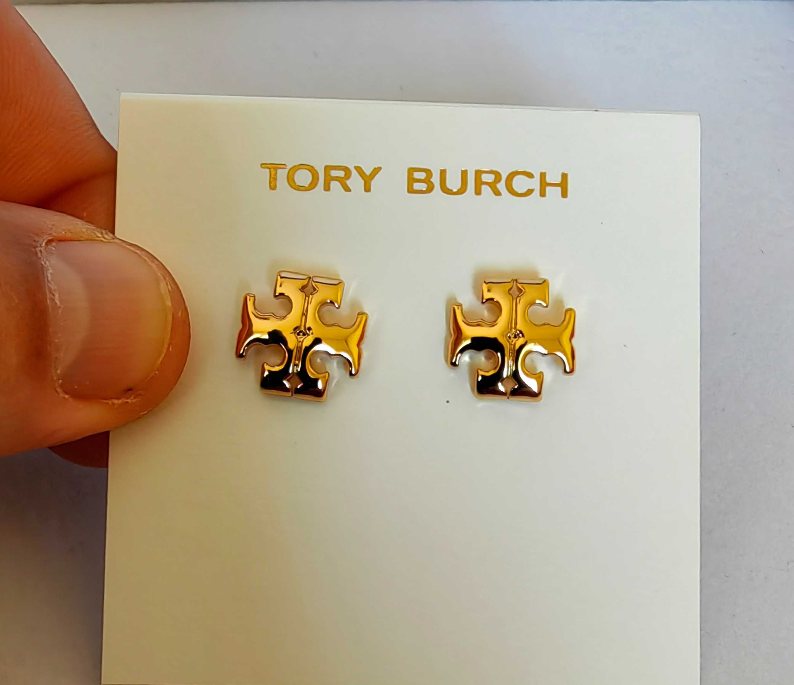 Малки обеци на Tory Burch - Kira stud earrings