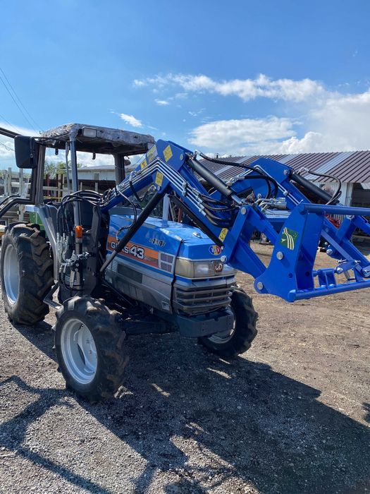 Incarcator frontal pentru tractor VARRO II