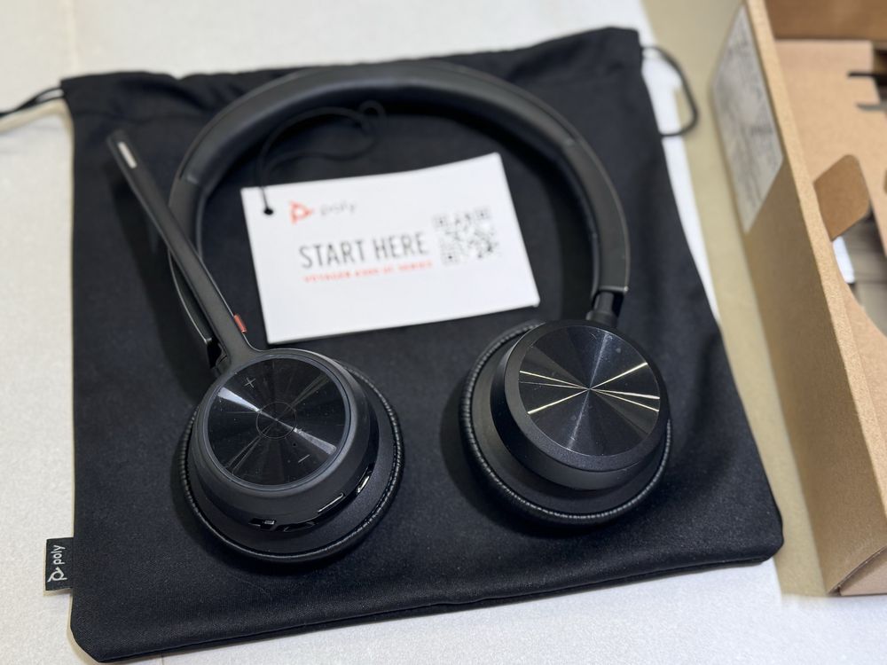Wireless / Безжични слушалки Poly VOYAGER 4320 UC Stereo