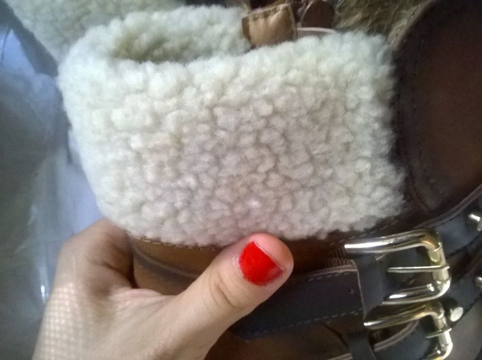 Ghete imblanite sus noi, nepurtate