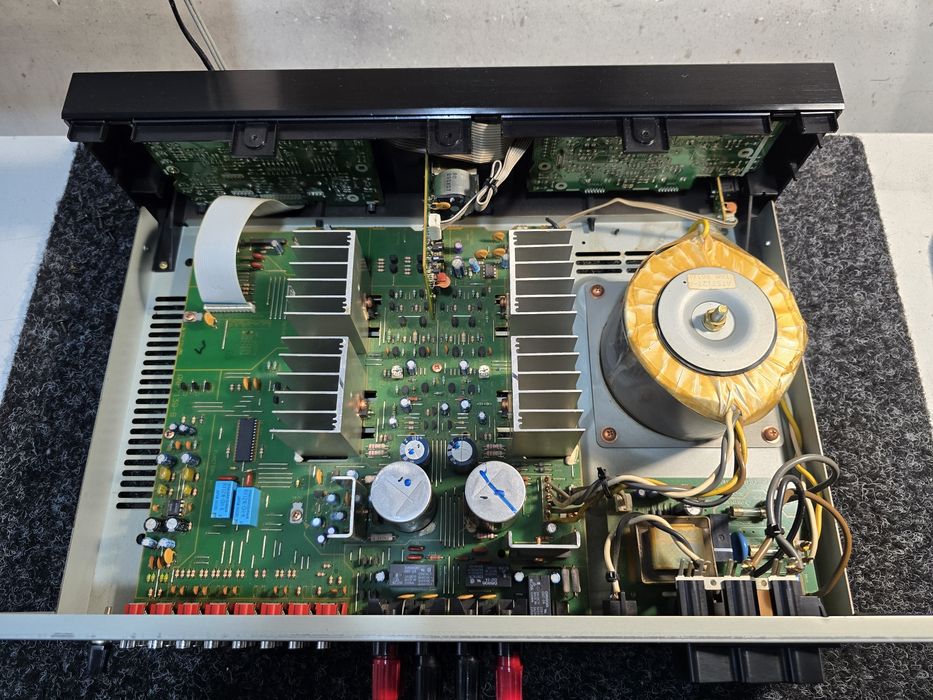 Linie audio PIONEER,  amplificator, casetofon, cd-player 6 disc, tuner