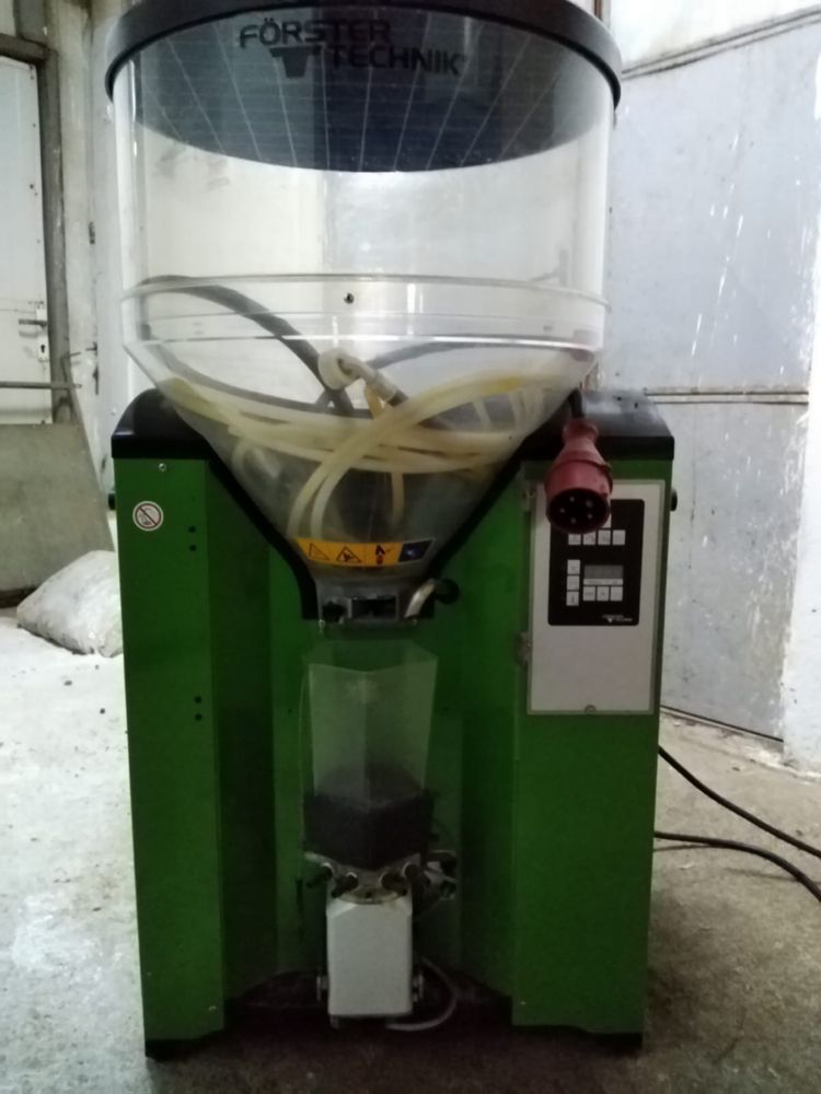 Automat pentru alaptarea mieilor și iezilor Förster Technik® ECO Lamb