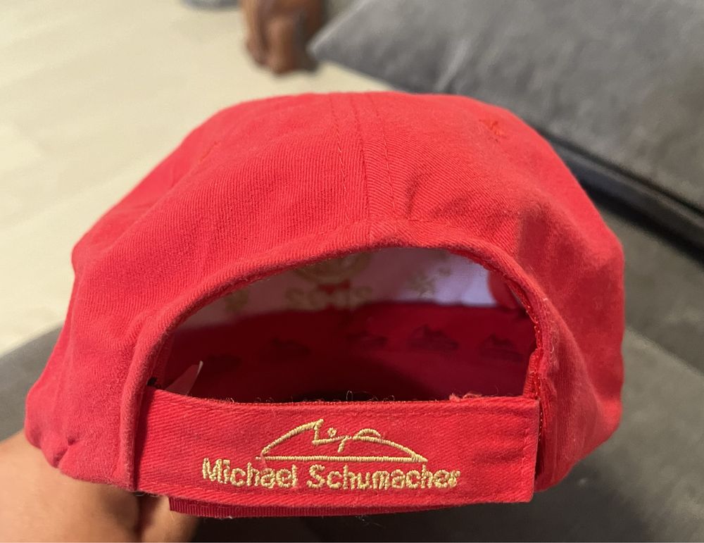 Sapca Ferrari Michael Schumacher 2002 5th world champion