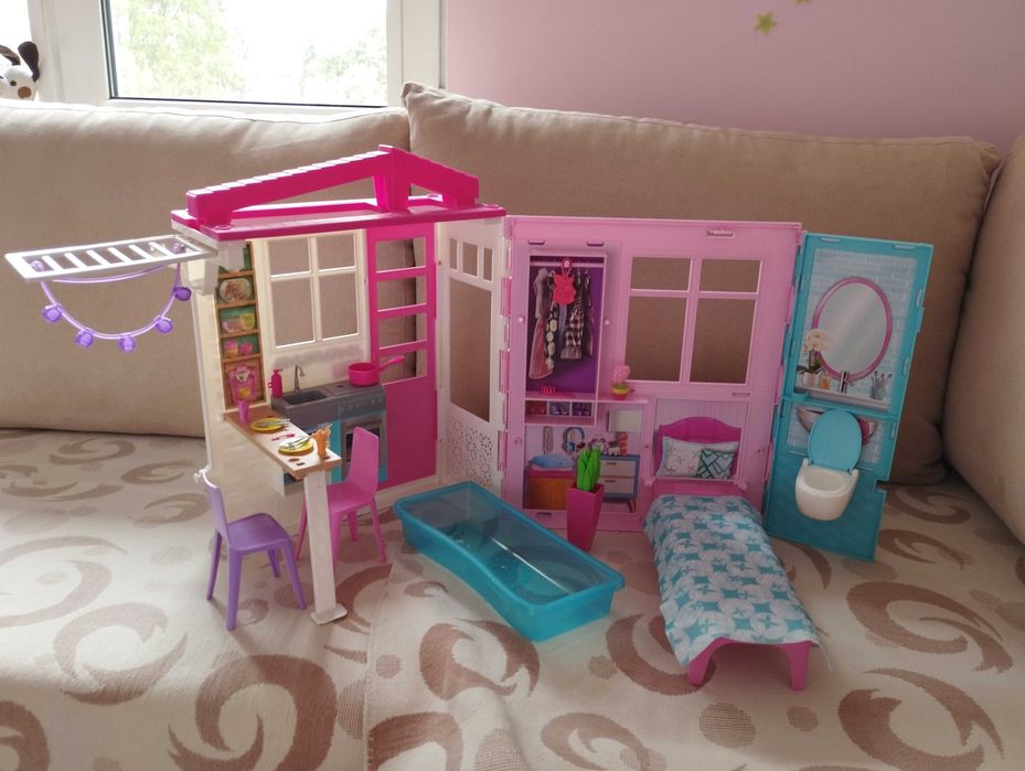 Детска къща за кукли