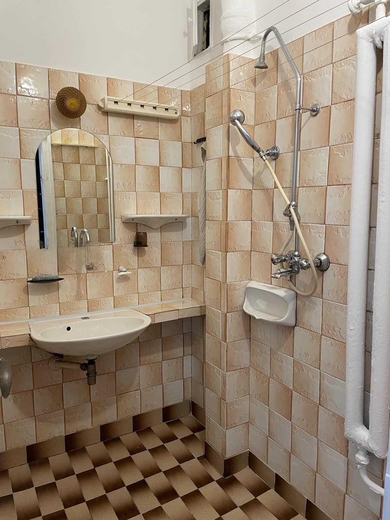 Дава се под наем Двустаен апартамент в София, Център - 60 кв.м за 450 € - Снимка #4