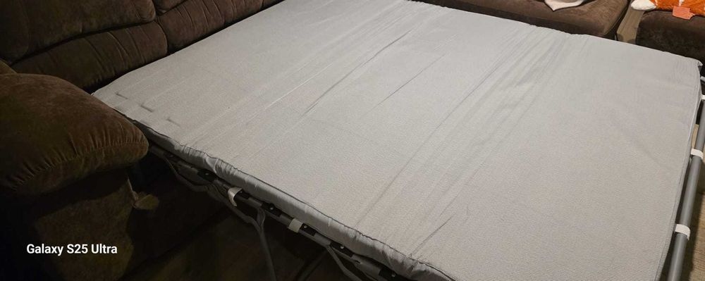 Canapea- coltar extensibila Elvira