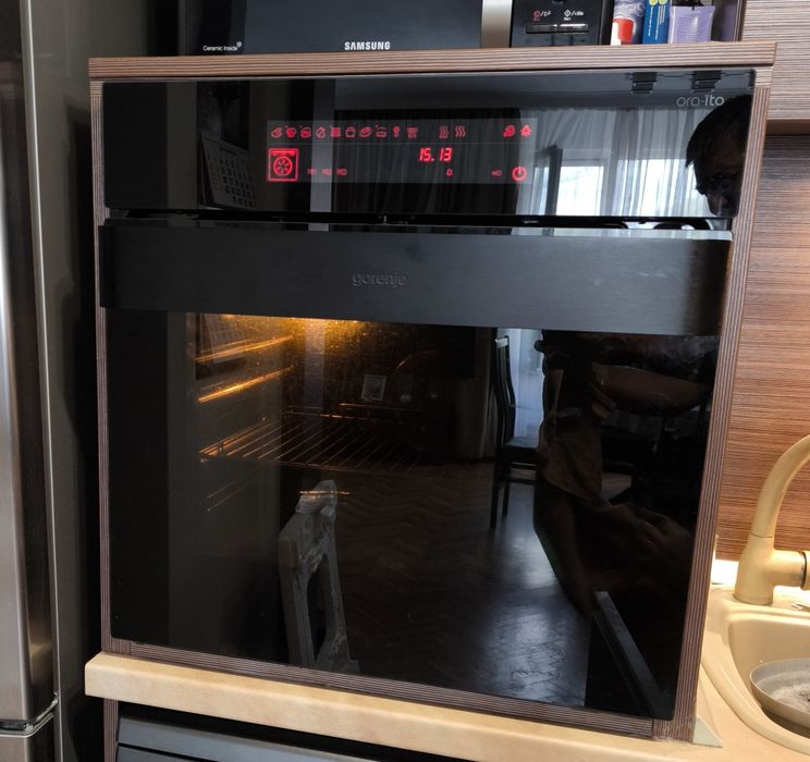 Продавам фурна за вграждане марка Gorenje, модел: BO 87 ORA-B
