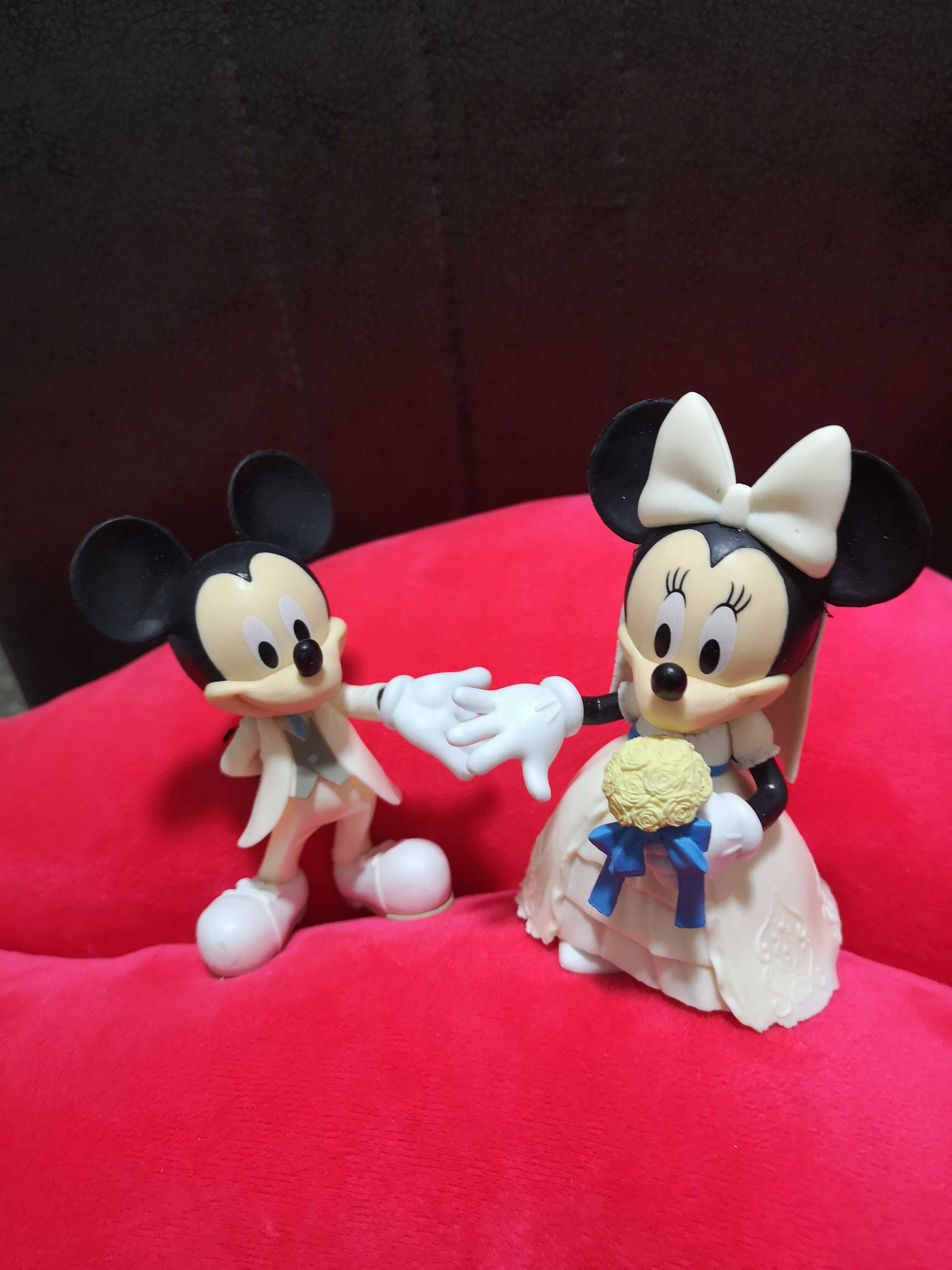 Set Mikey Mouse și Minie. Donald