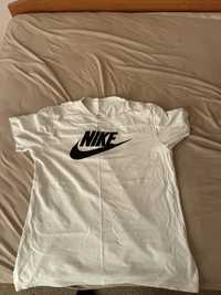 Тениска на  Nike